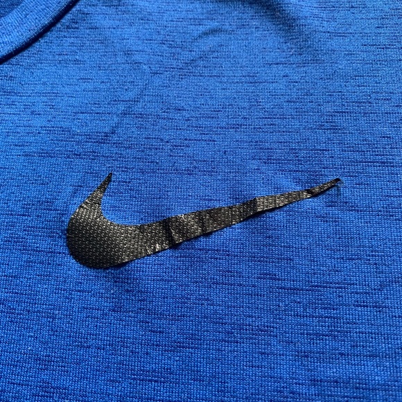 Nike Dri-Fit t-shirt. Size Large - Picture 3 of 7